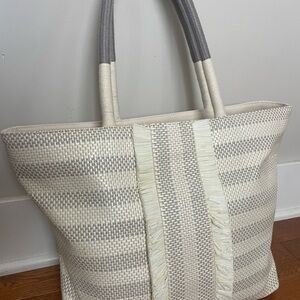 Stella & Dot  Gray and Cream Tote Bag